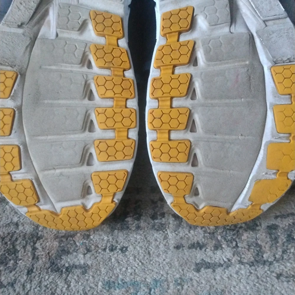 Hoka One One